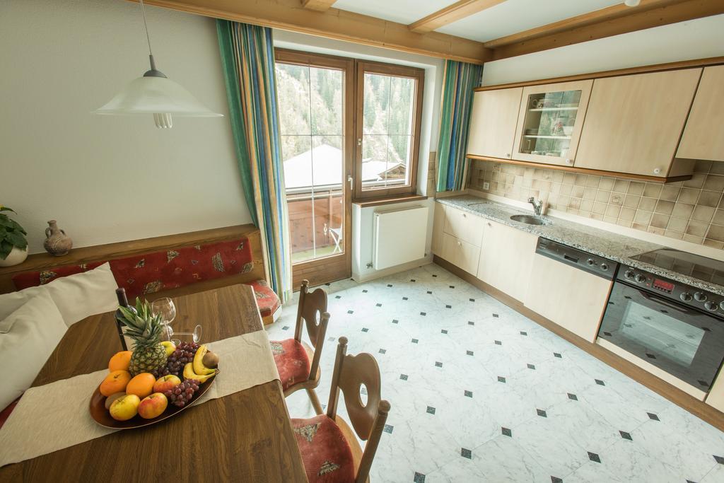 Haus Am Brunnen Apartment Samnaun Bagian luar foto