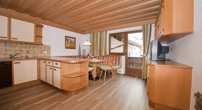 Haus Am Brunnen Apartment Samnaun Bagian luar foto